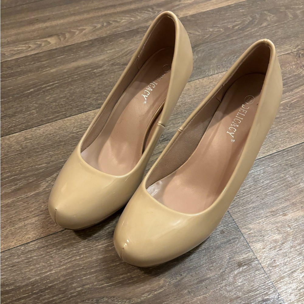 Delicacy Nude Pumps Size 7 1/2